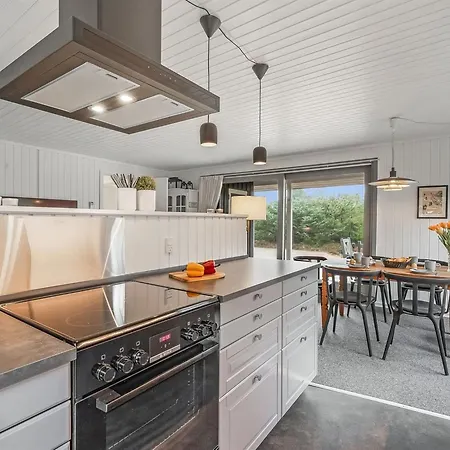 Сasa de vacaciones Brodde - 300m From The Sea By Interhome Bjerregård